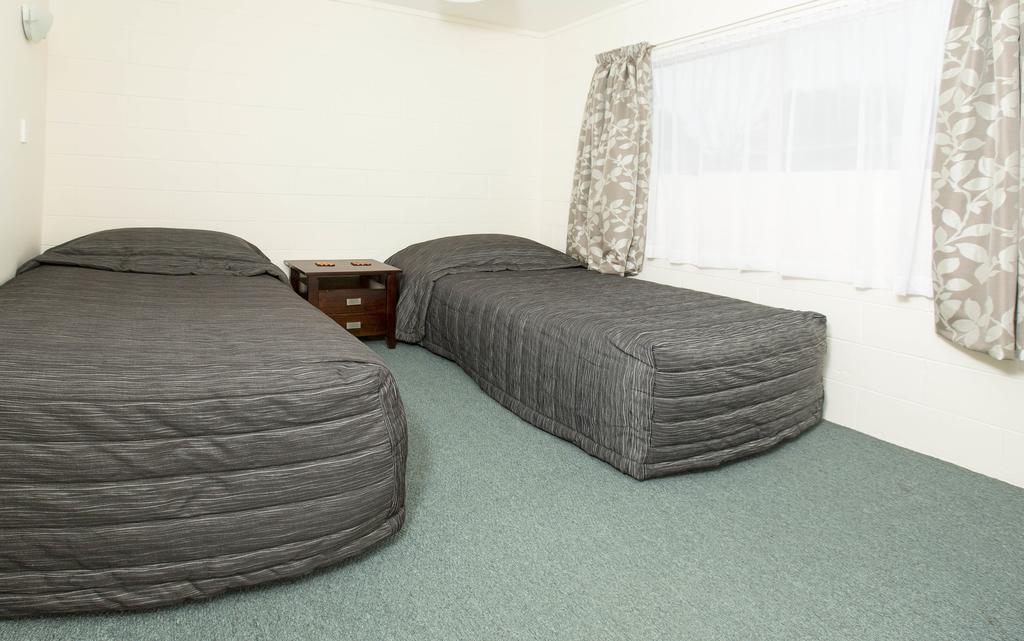 Marina Court Motel & Apartments Whangarei Habitación foto