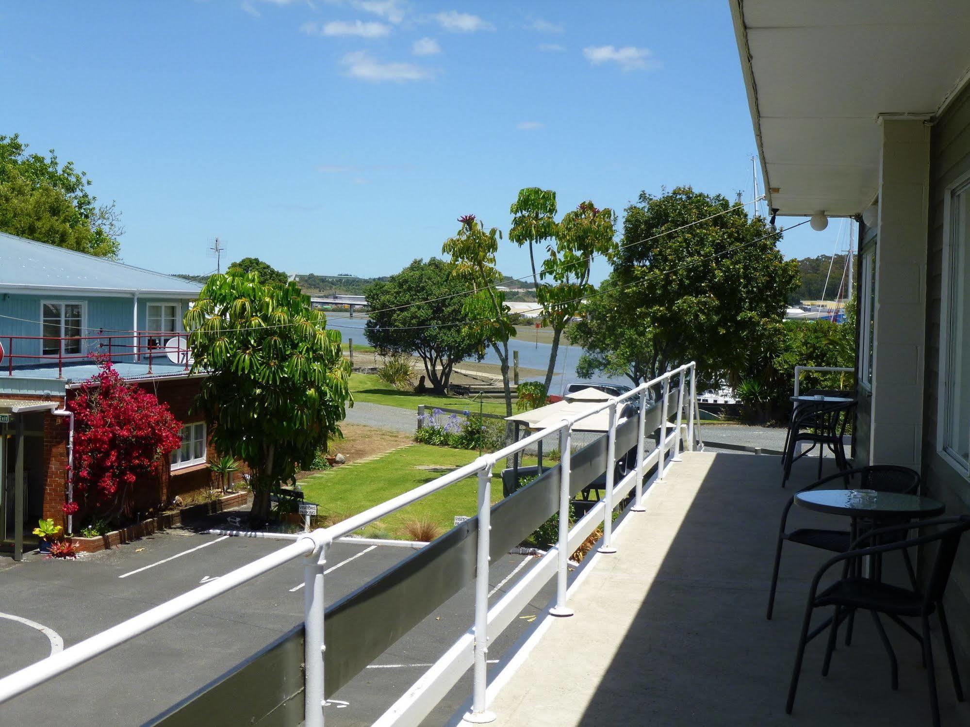 Marina Court Motel & Apartments Whangarei Exterior foto