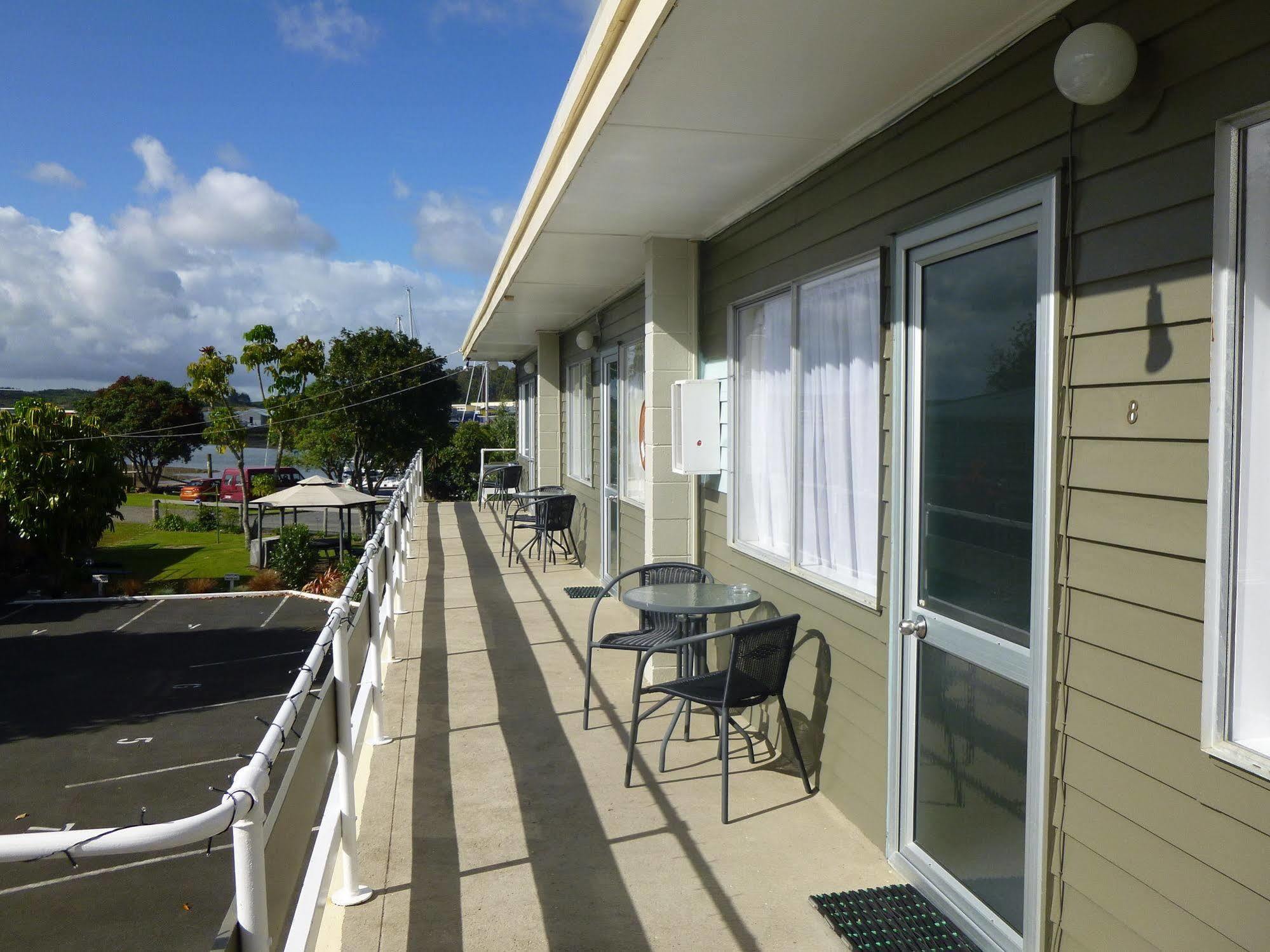 Marina Court Motel & Apartments Whangarei Exterior foto